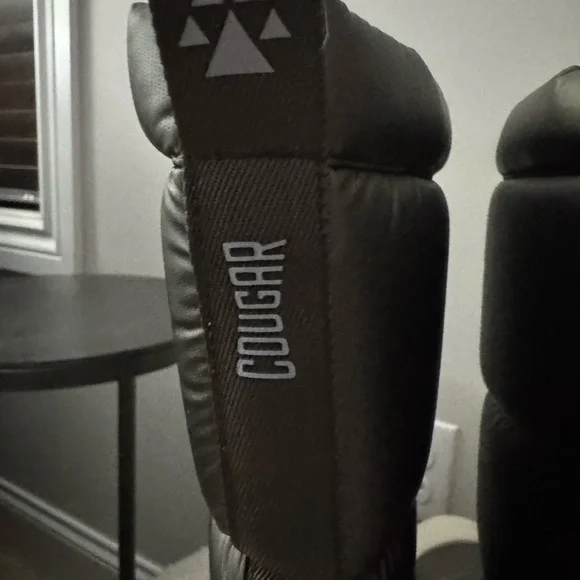 NWT Cougar Magneto Loden color snow boots~Size 8~Gorgeous boots! - Picture 10 of 16